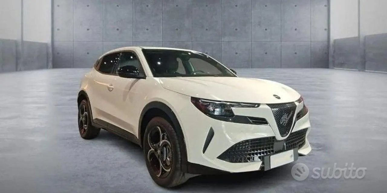 Alfa Romeo Junior 2026 photo 2