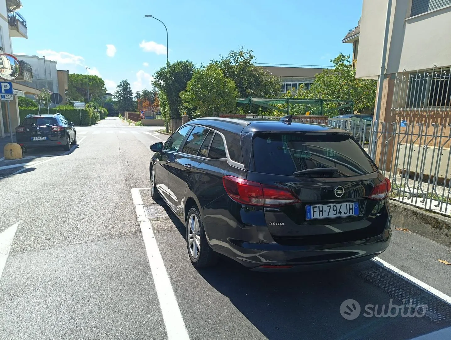 Opel Astra 2017 photo 4