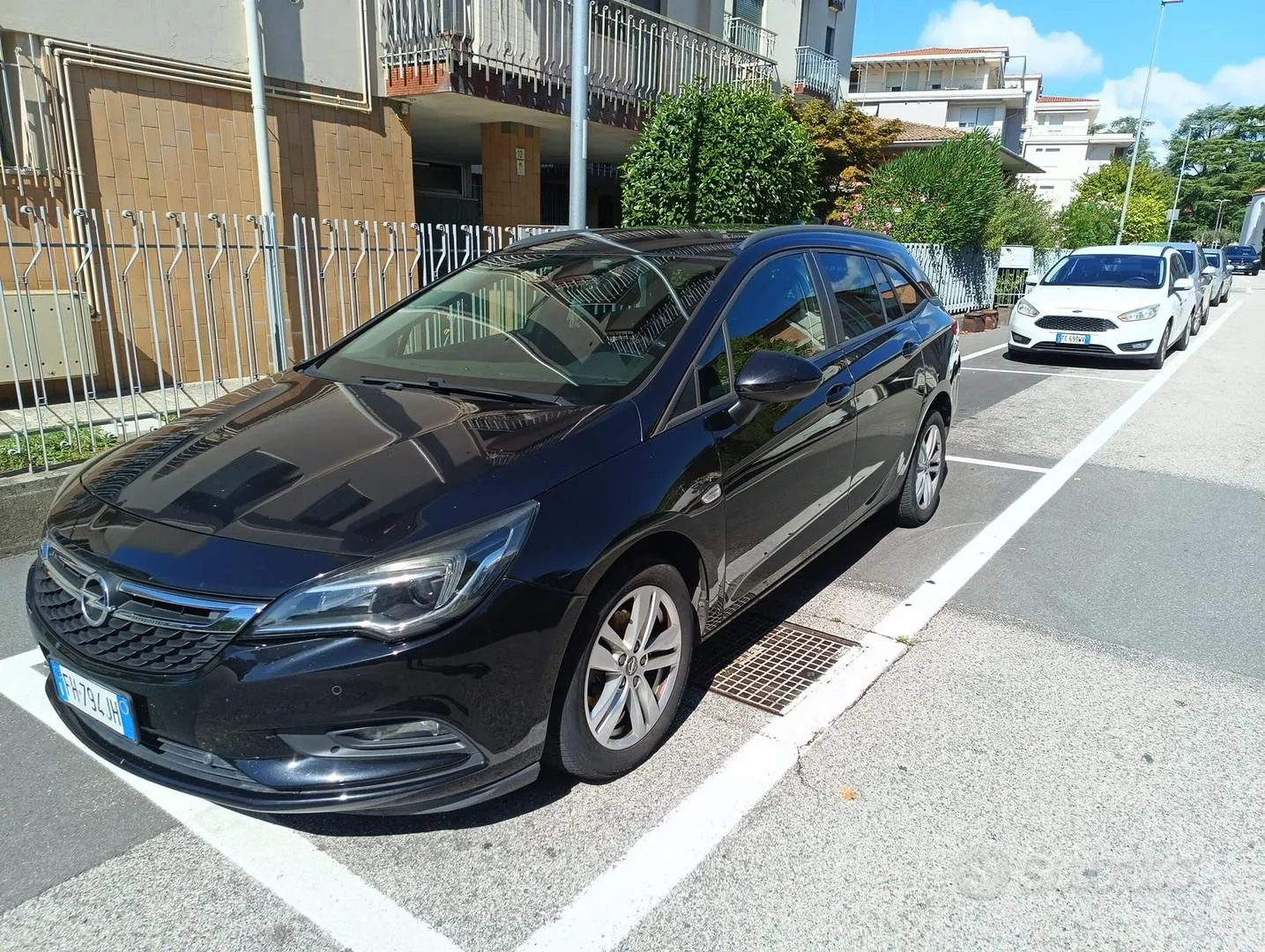 Opel Astra 2017 photo 2