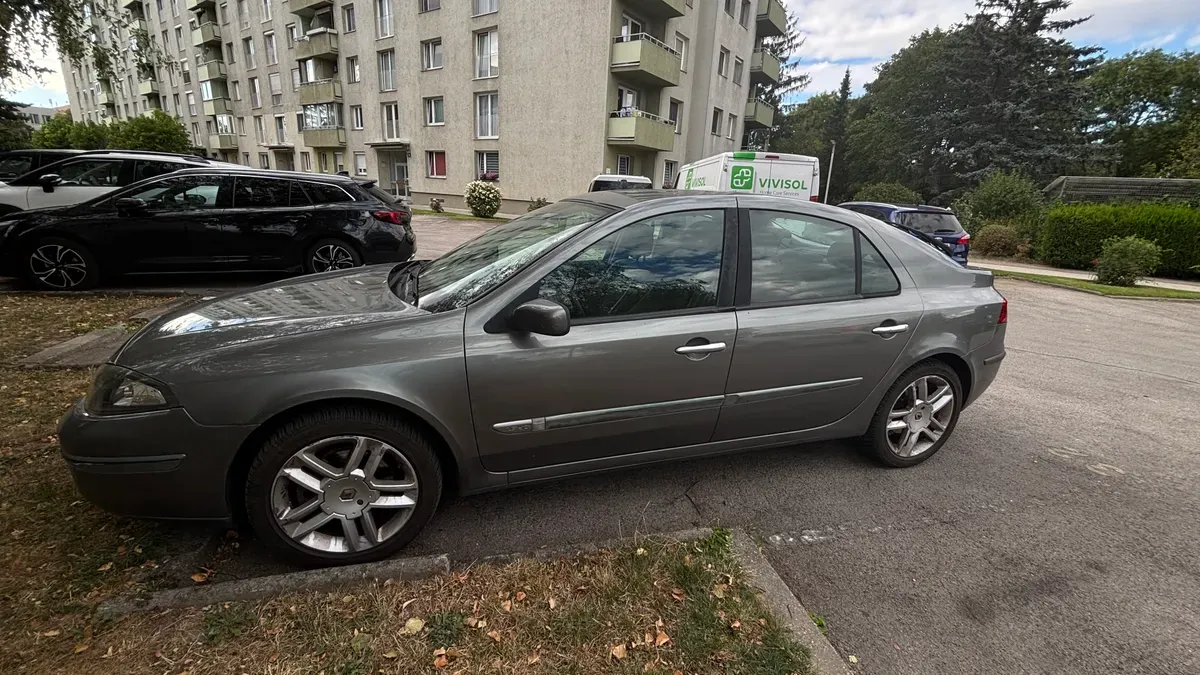 Renault Laguna