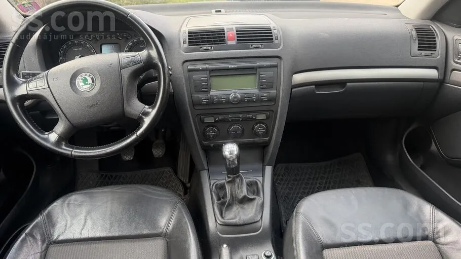 Skoda Octavia 2005 photo 4