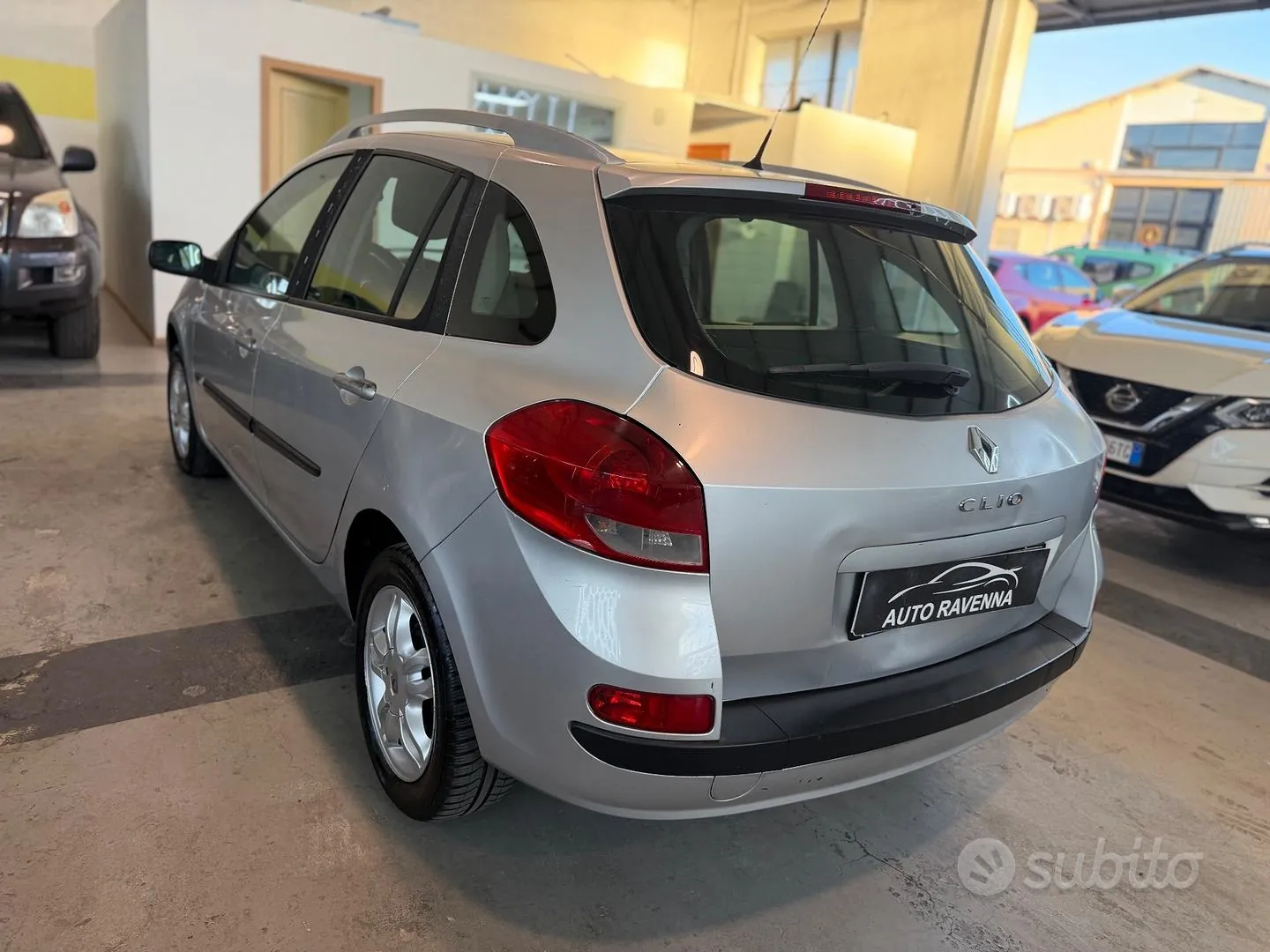 Renault Clio 2009 photo 4