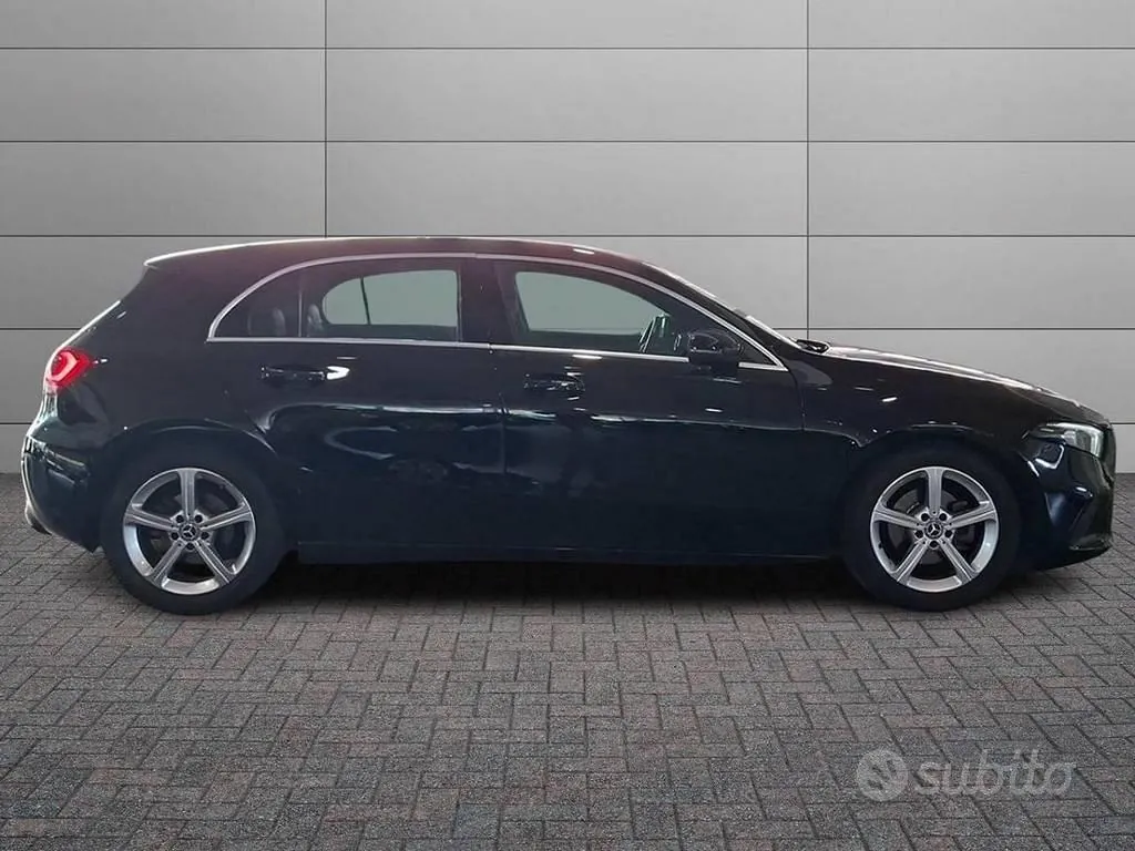 Mercedes-Benz A 180 2020 photo 4