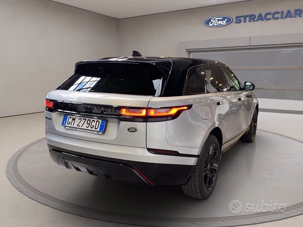 Land Rover Range Rover Velar 2023 photo 4