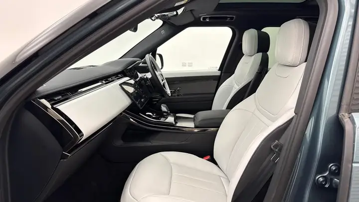 Land Rover Range Rover Sport 2025 photo 3