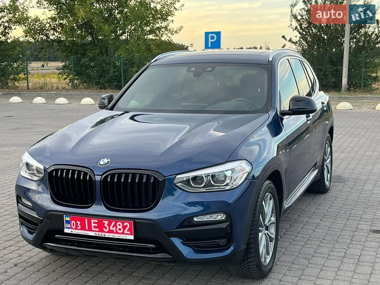 BMW X3 2019 photo 2