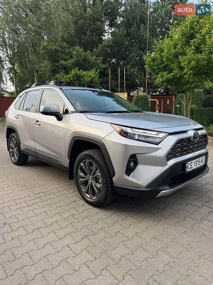 Toyota Rav4 2023 photo 2