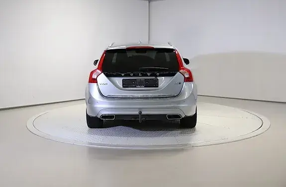 Volvo V60 2017 photo 4