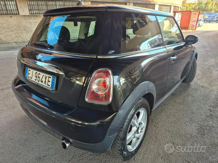 Mini Cooper 2011 photo 5