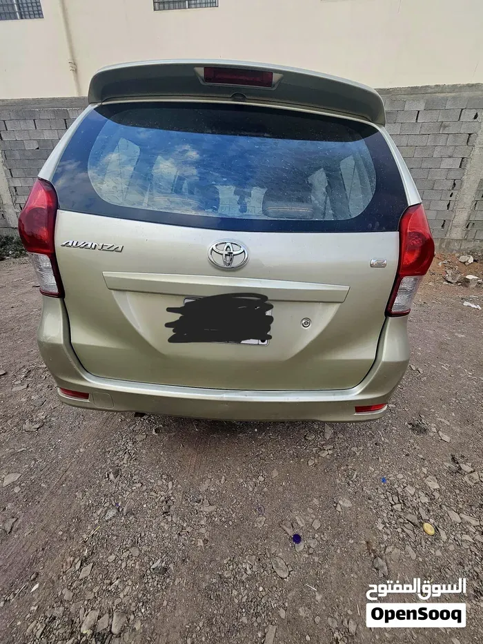Toyota Avanza 2015 photo 4