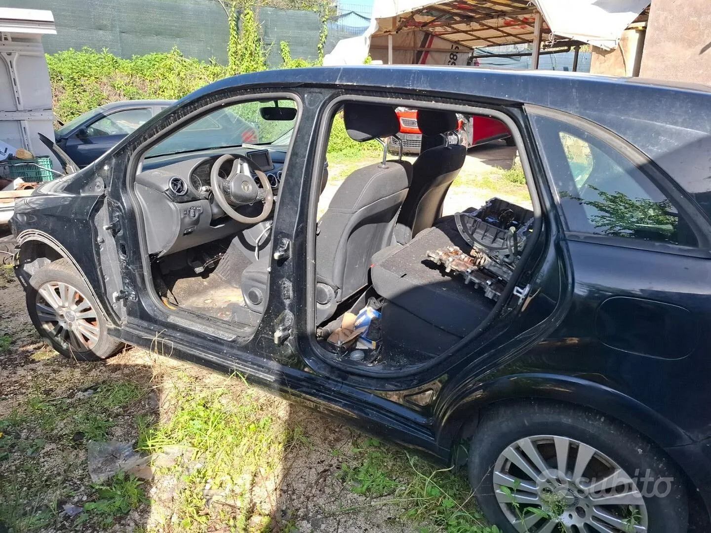 Mercedes-Benz B 2014 photo 5