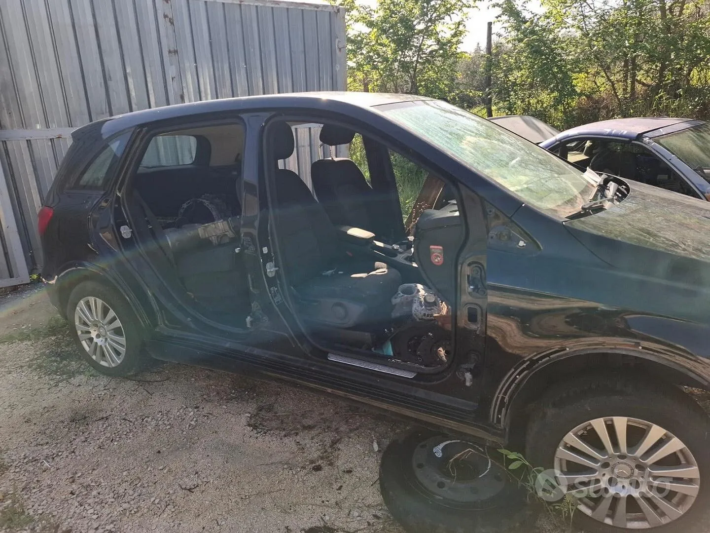 Mercedes-Benz B 2014 photo 3