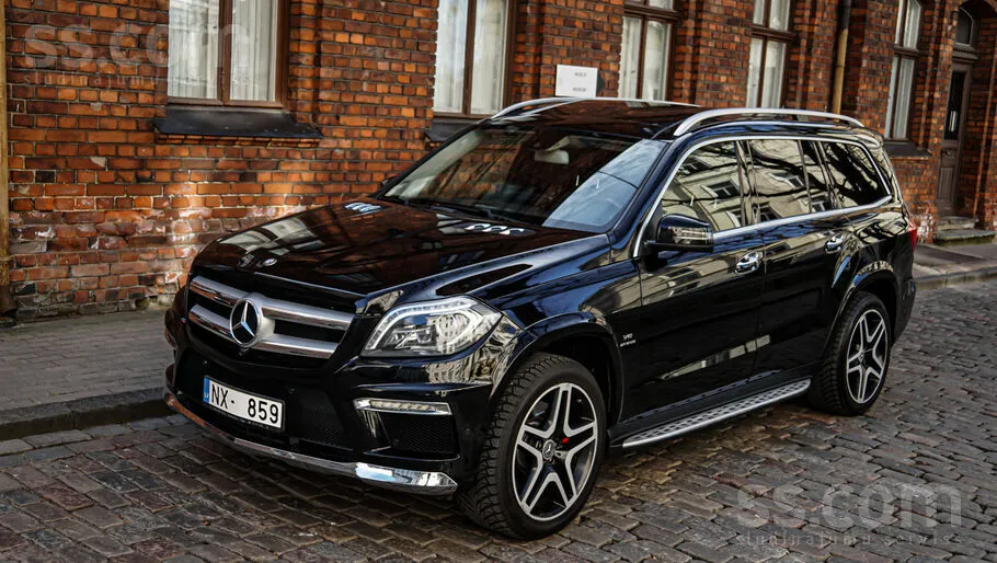 Mercedes-Benz Gl550