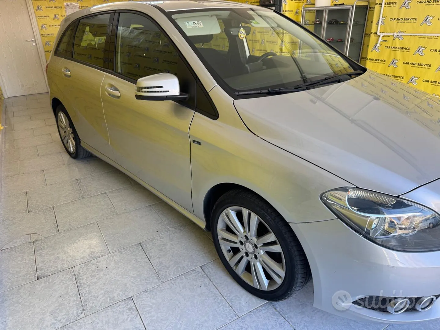 Mercedes-Benz B 2014 photo 4