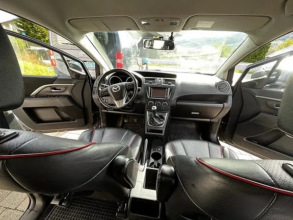 Mazda 5 2011 photo 3