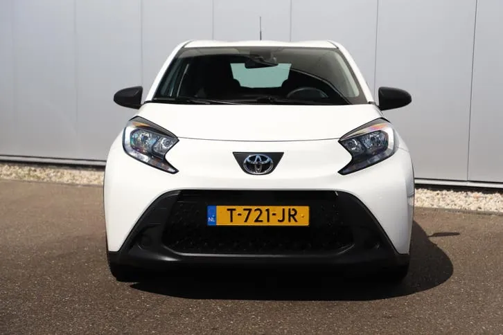 Toyota Aygo X 2023 photo 2