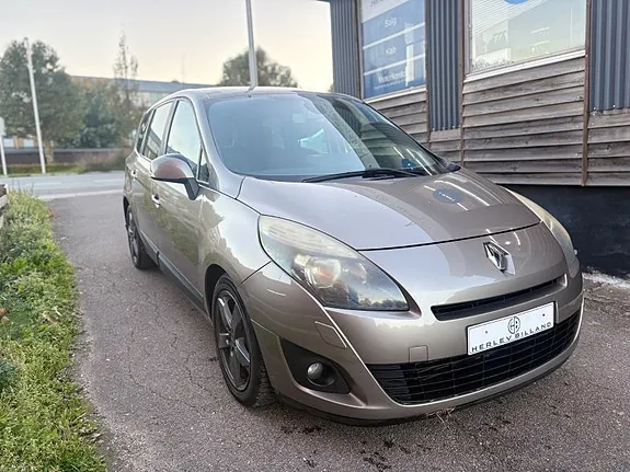 Renault Grand Scenic Iii 2010 photo 2