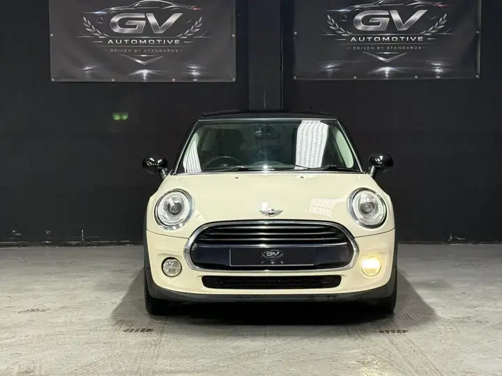Mini Hatch 2016 photo 2