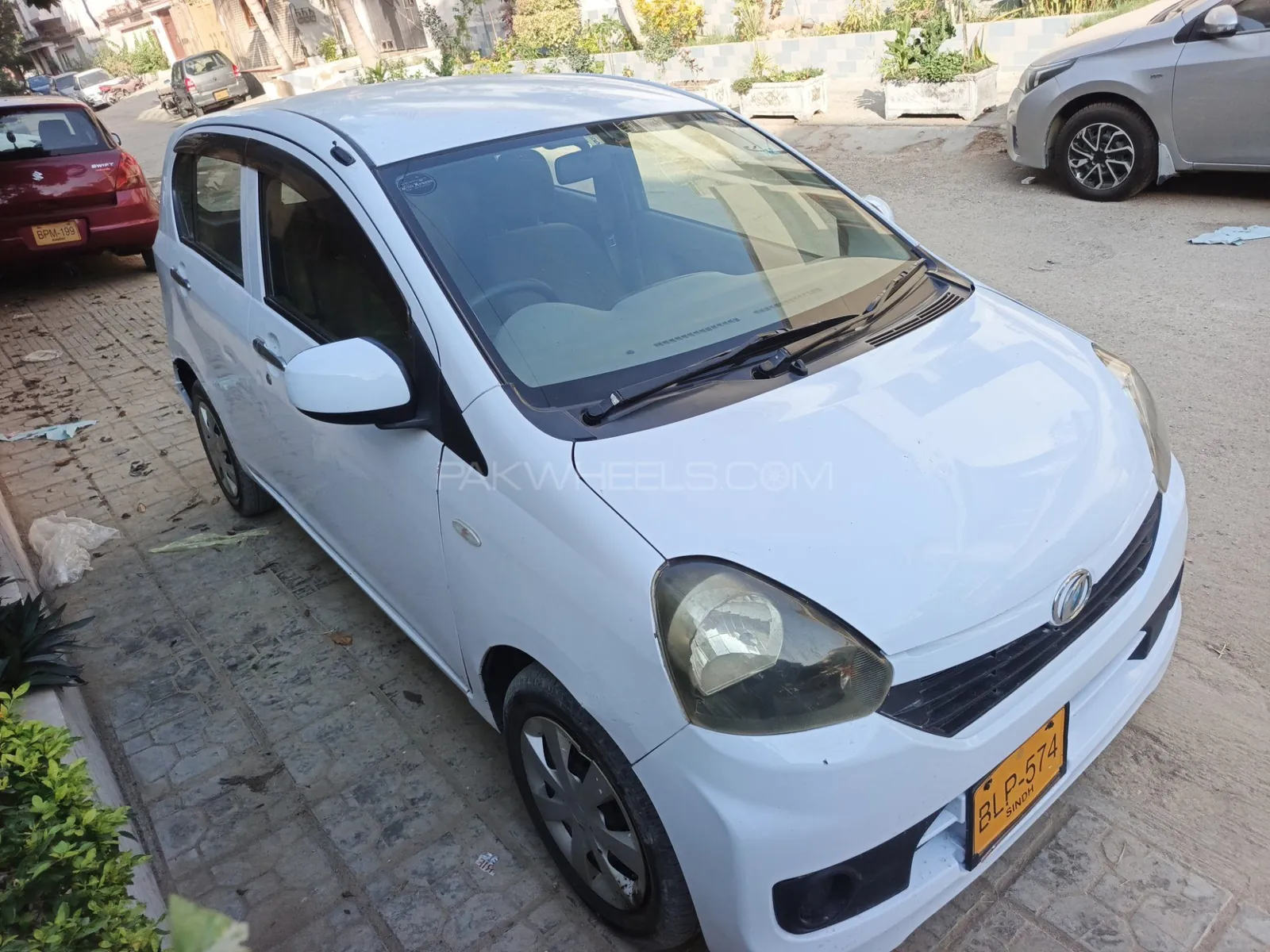 Daihatsu Mira
