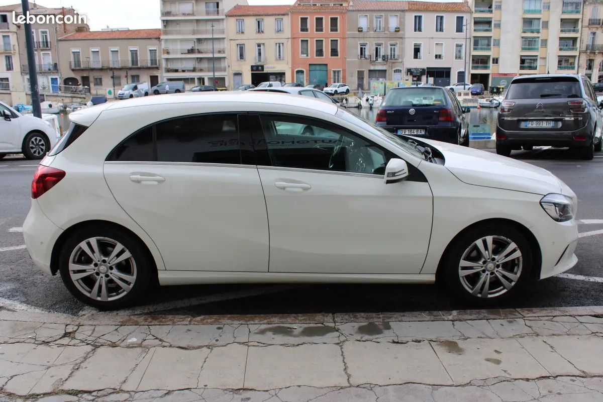 Mercedes-Benz A-Class 2016 photo 4