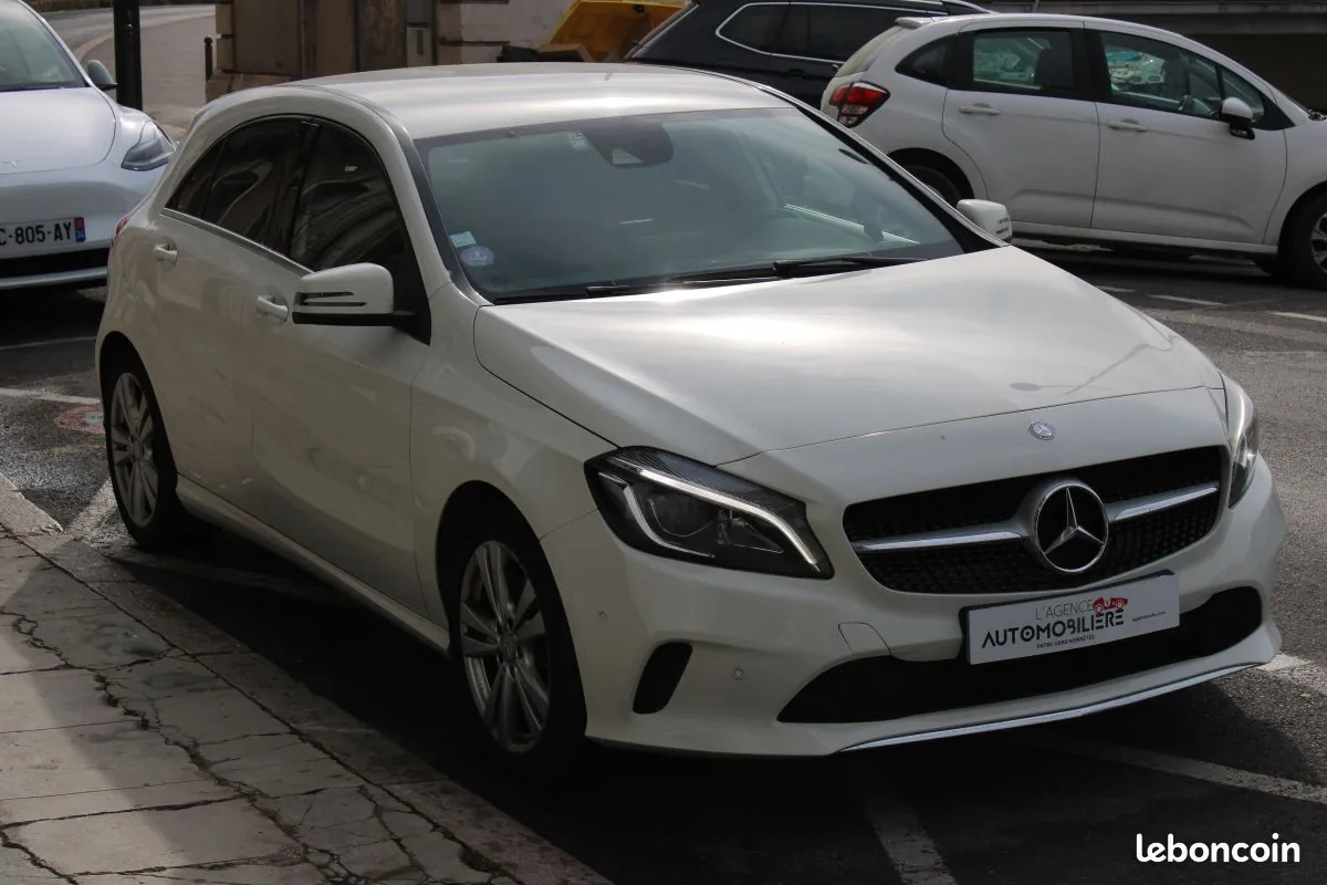 Mercedes-Benz A-Class 2016 photo 3