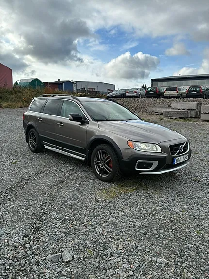 Volvo Xc70 2010 photo 2