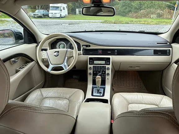 Volvo Xc70 2010 photo 3