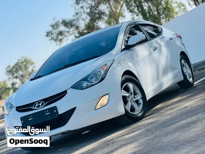 Hyundai Avante 2013 photo 5