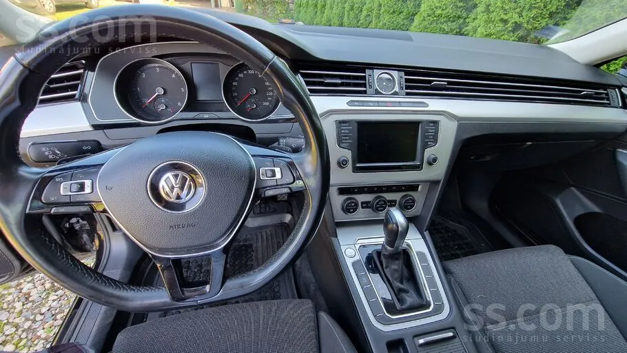 Volkswagen Passat 2017 photo 5