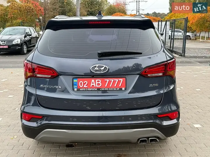 Hyundai Santa Fe 2018 photo 3