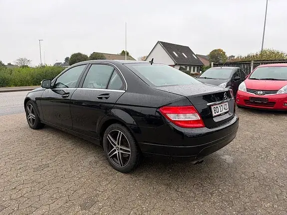 Mercedes-Benz C180 2008 photo 4
