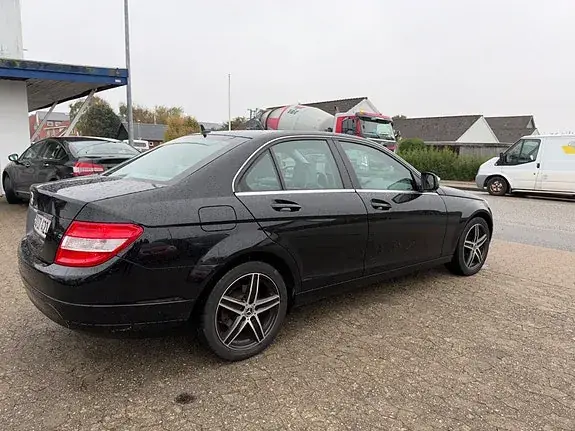 Mercedes-Benz C180 2008 photo 3