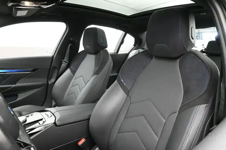 BMW I5 2024 photo 5