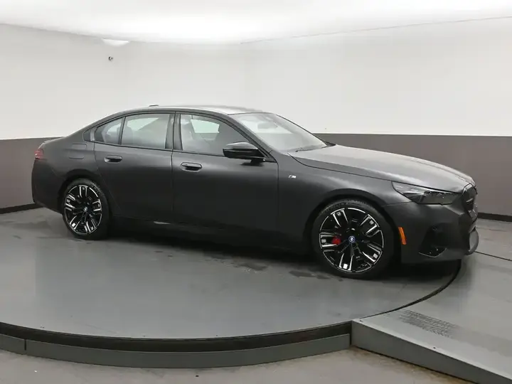 BMW I5