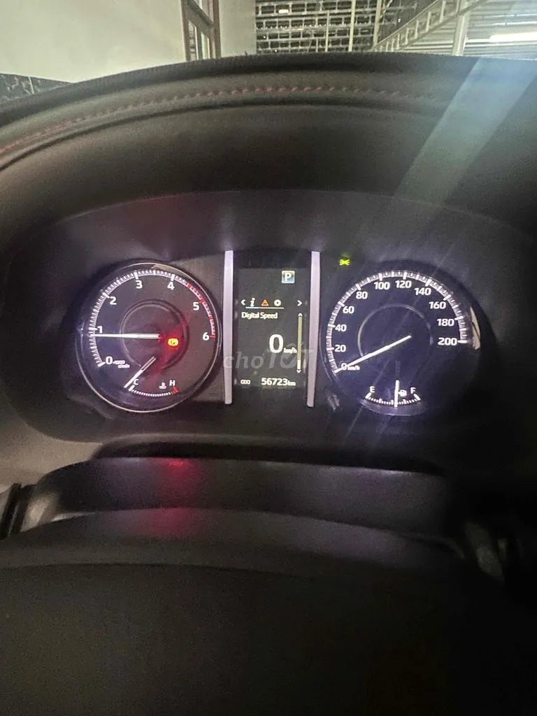 Toyota Fortuner 2024 photo 4