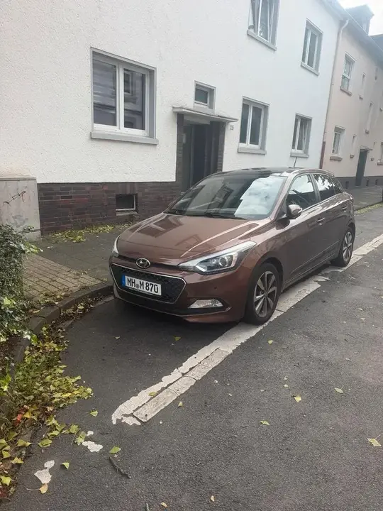 Hyundai I20