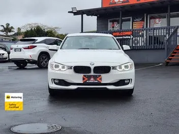 BMW 320I 2014 photo 3