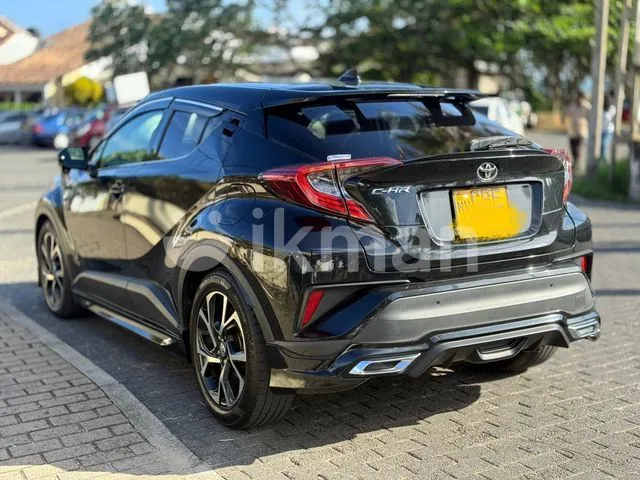 Toyota Chr 2018 photo 3