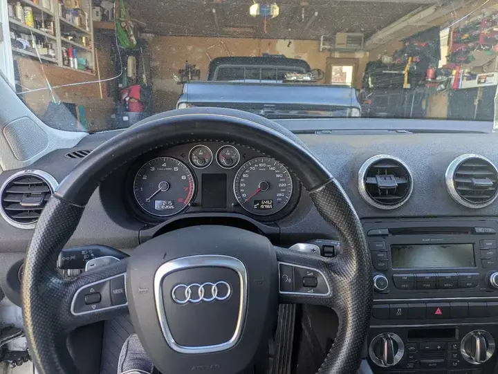 Audi A3 2011 photo 3