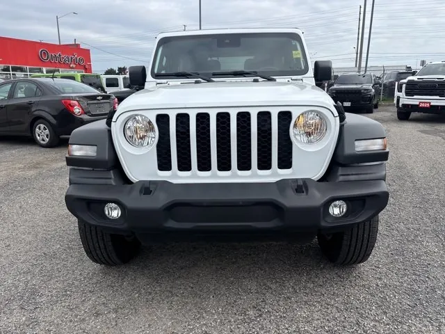 Jeep Wrangler 2024 photo 2