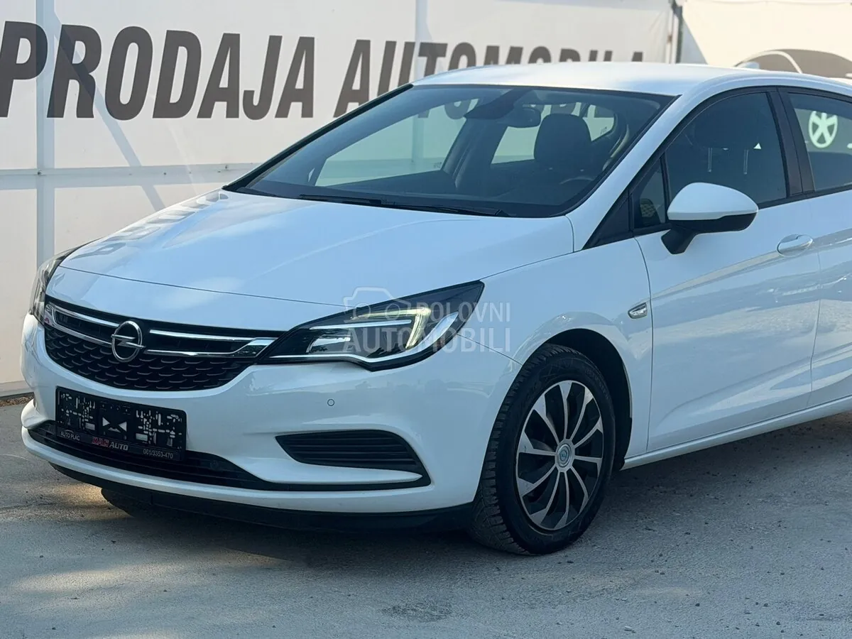 Opel Astra K 2017 photo 5