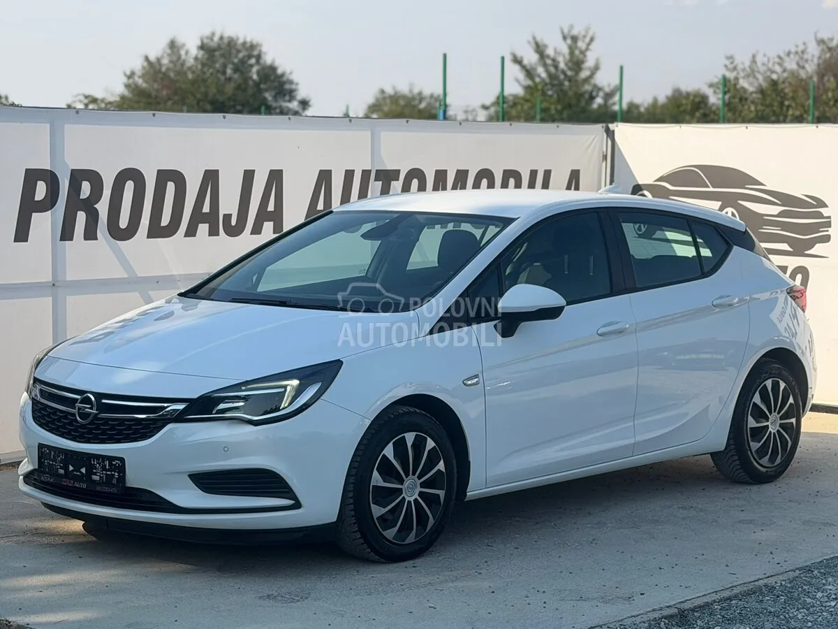 Opel Astra K 2017 photo 4