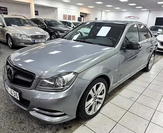 Mercedes-Benz C200 2012 photo 2