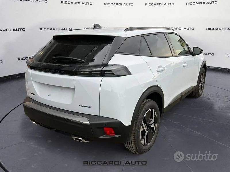 Peugeot 2008 2026 photo 3