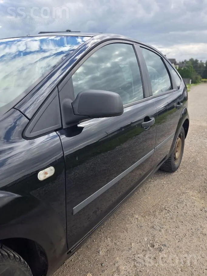 Ford Focus 2006 photo 3