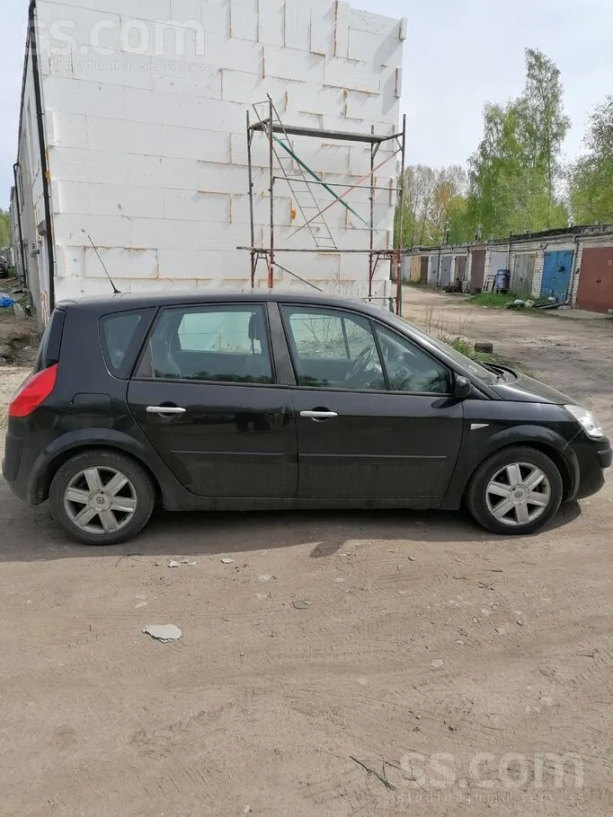 Renault Scenic 2009 photo 2