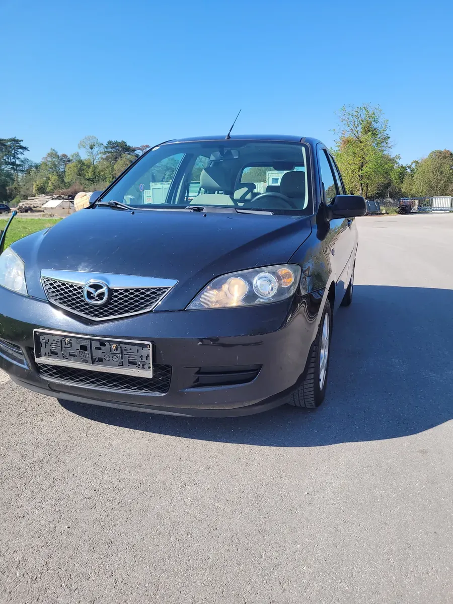 Mazda Mazda2