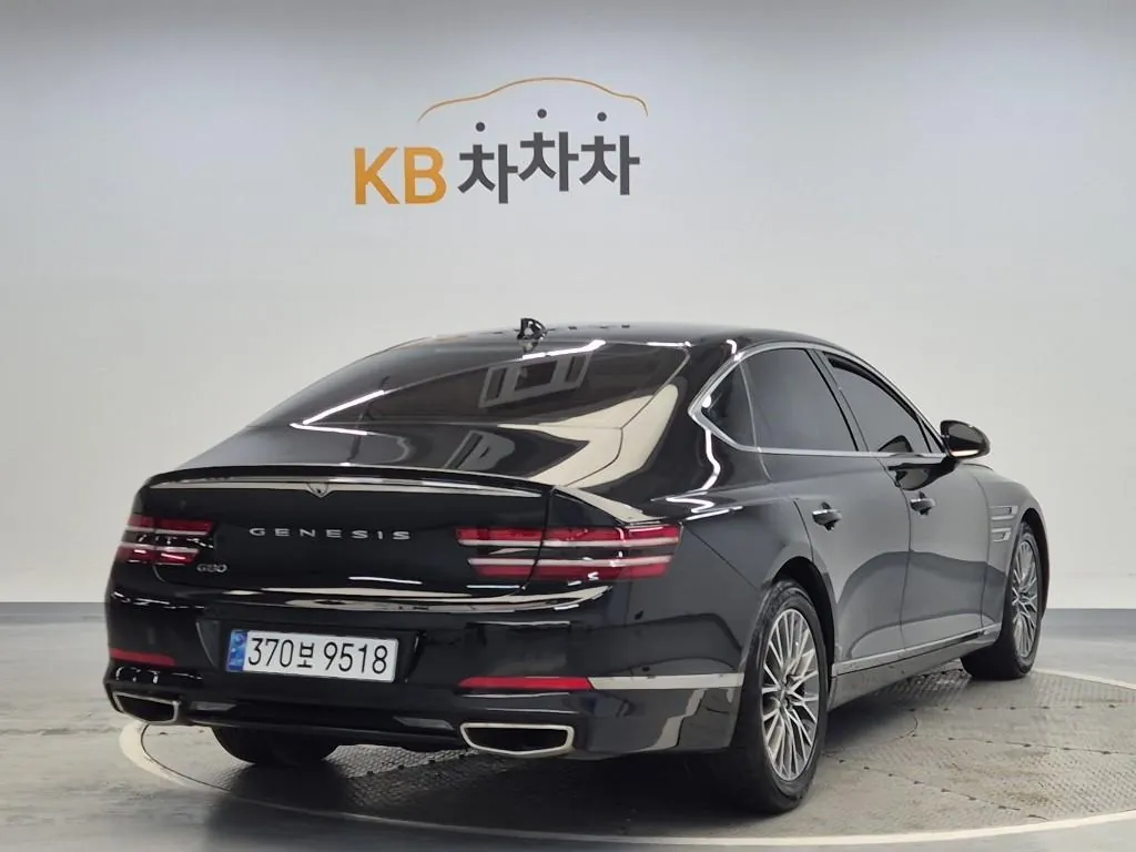 Genesis G80 2022 photo 3