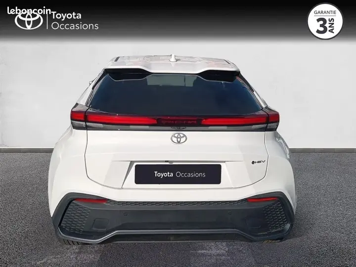 Toyota C-Hr 2025 photo 4
