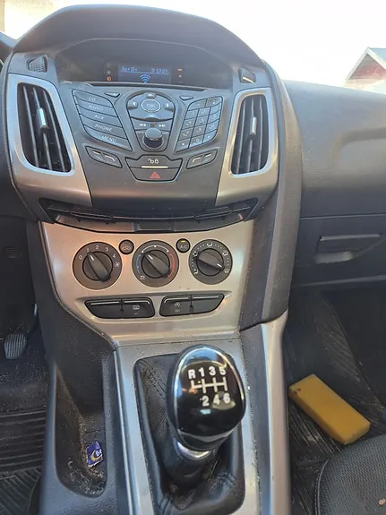 Ford Focus 2011 photo 5